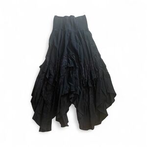 NATURAL LIFE Black Asymmetrical Skirt